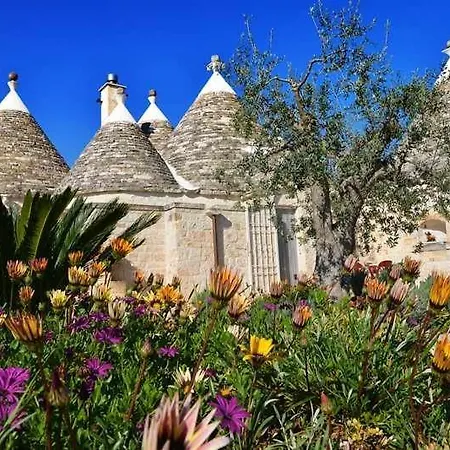 Trullo Antico With Exclusive Swimming Pool Cisternino