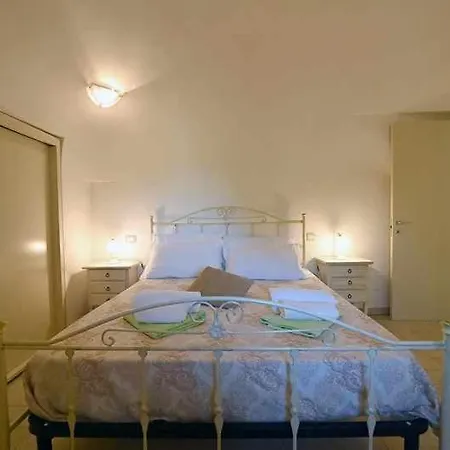 Ferienhaus Trullo Antico With Exclusive Swimming Pool