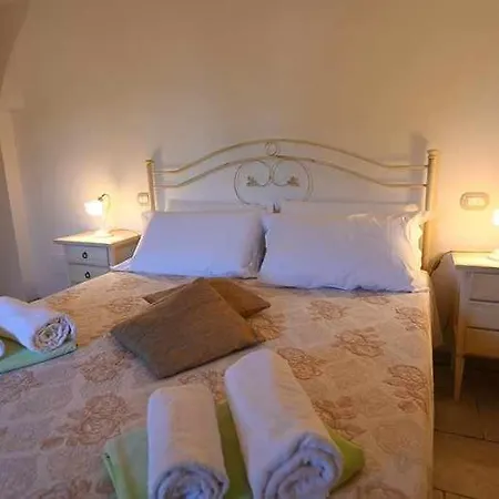 Trullo Antico With Exclusive Swimming Pool Cisternino
